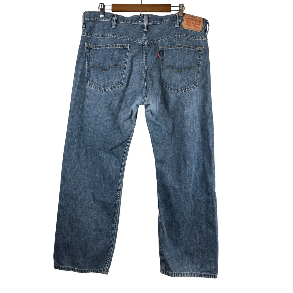 Levis levi 569